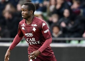 Week-end des Lions : Koulibaly encore solide, Lamine Camara intenable à Lorient, Sabaly buteur