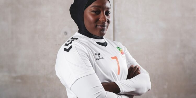 Hand-ball – Doungou Camara, arrière des Lionnes : «Pas une revanche contre le Cameroun, mais un match de travail»