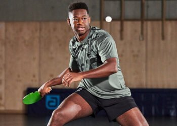 Ibrahima Diaw-Tennis de table 2