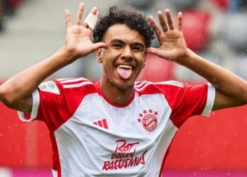 stades-adam-aznoun-fc-bayern